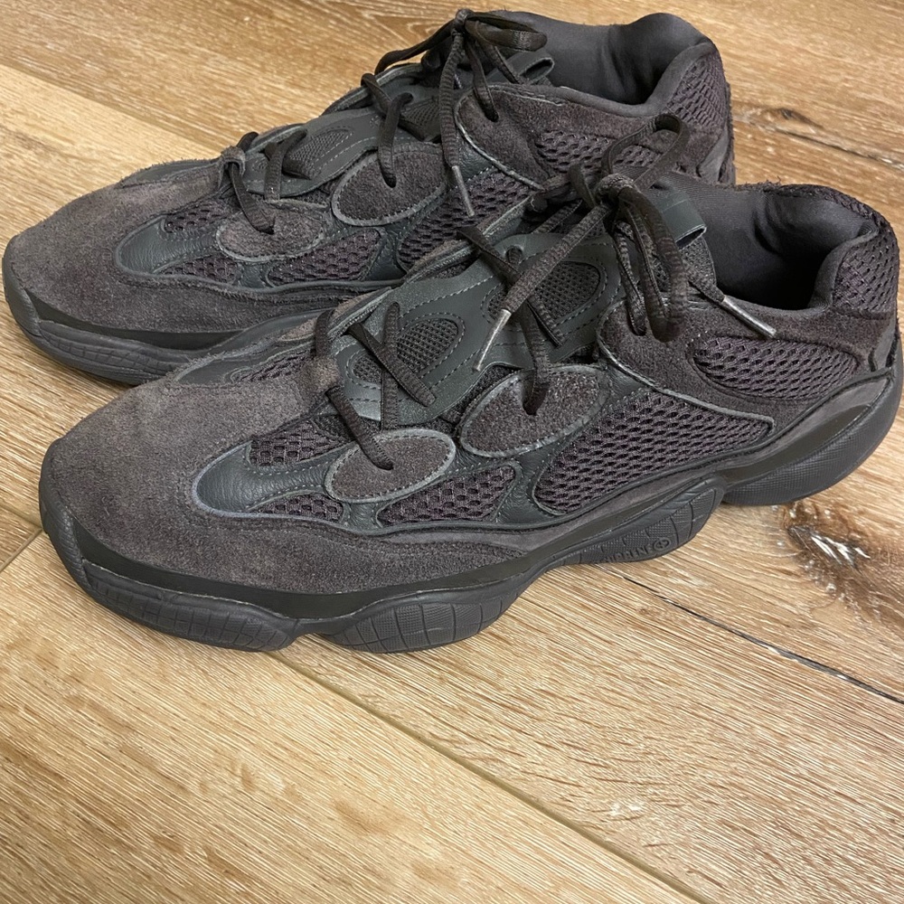 Yeezy 500 Men's Charcoal Sneakers